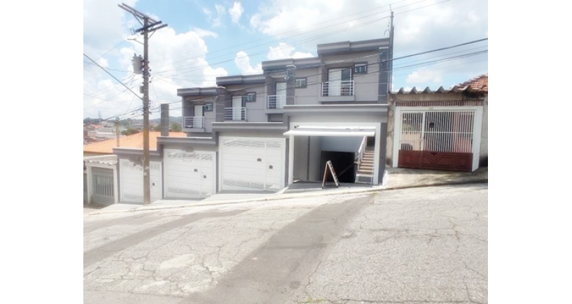 Sobrado novo à venda no Jardim Maristela na Rua Coronel Augusto Machado 306