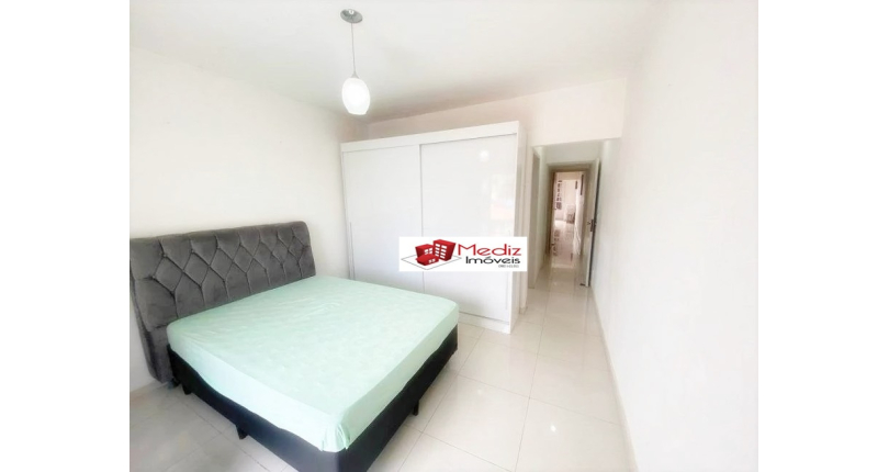 Belo Sobrado à venda no Jardim Santo Elias na Rua Cícero Fernandes de Lyra