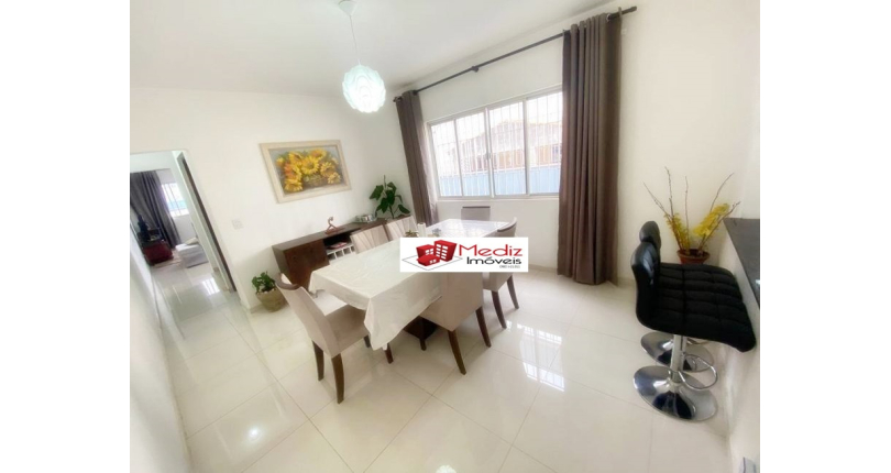 Belo Sobrado à venda no Jardim Santo Elias na Rua Cícero Fernandes de Lyra