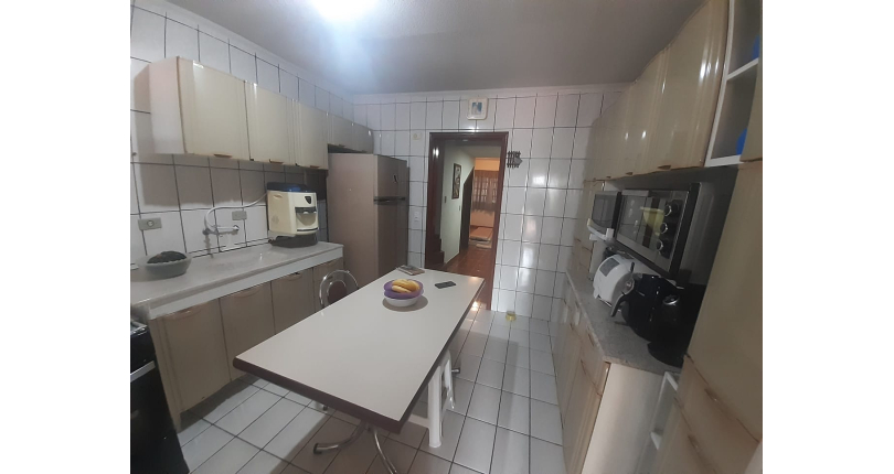 Lindo Sobrado à venda no Conjunto Residencial Vista Verde na Rua Ricardo Abed