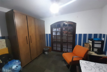 Bom Sobrado à venda no Conjunto Residencial Vista Verde na Rua Ricardo Abed