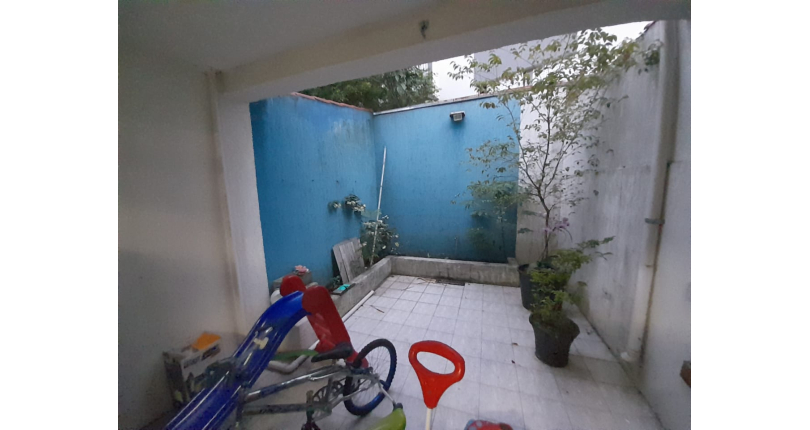 Bom Sobrado à venda no Conjunto Residencial Vista Verde na Rua Ricardo Abed