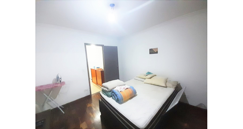 Bom Sobrado à venda no Conjunto Residencial Vista Verde na Rua Ricardo Abed