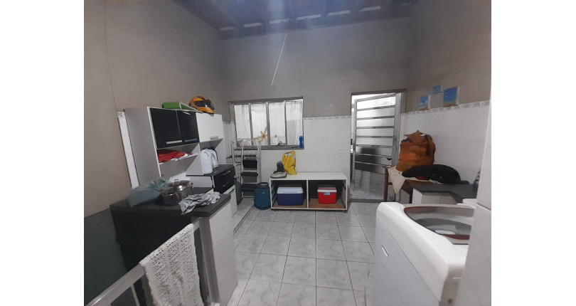 Bom Sobrado à venda no Conjunto Residencial Vista Verde na Rua Ricardo Abed