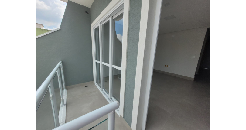 Sobrado novo à venda na Vila Jaguara na Rua Pinheiro Raposo 143