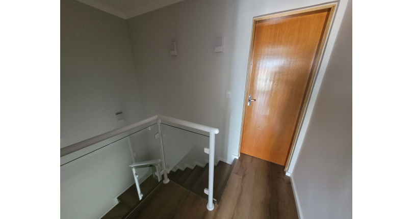 Belo Sobrado novo à venda na Vila Jaguara na Rua Pinheiro Raposo 151