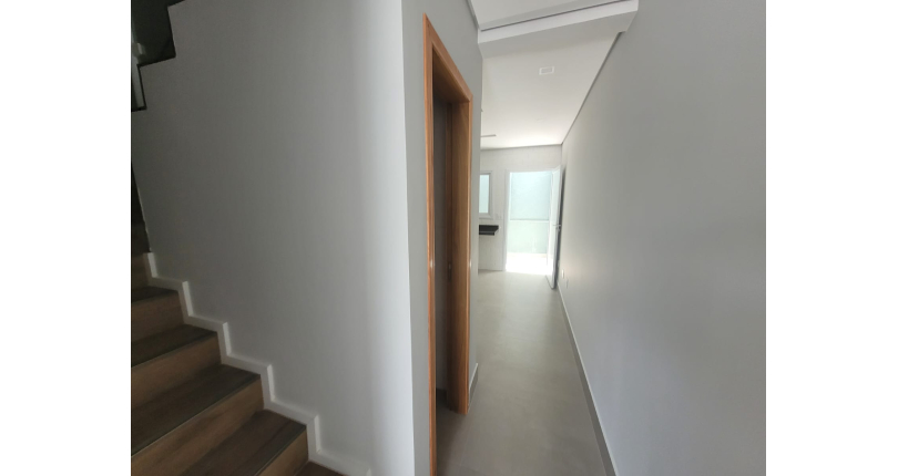 Belo Sobrado novo à venda na Vila Jaguara na Rua Pinheiro Raposo 151