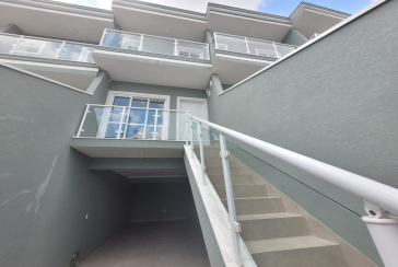 Belo Sobrado novo à venda na Vila Jaguara na Rua Pinheiro Raposo 155