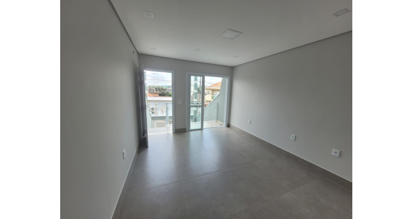 Belo Sobrado novo à venda na Vila Jaguara na Rua Pinheiro Raposo 153