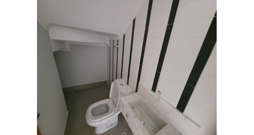 Belo Sobrado novo à venda na Vila Jaguara na Rua Pinheiro Raposo 153