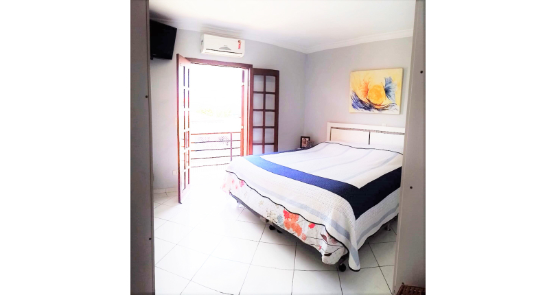 Sobrado à venda Rua Fontes da Silva, Jardim Regina - Imóveis à Venda