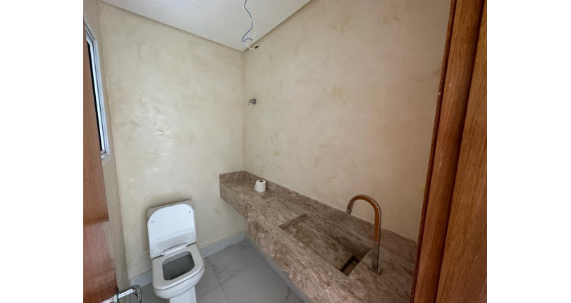  Lindo Sobrado novo à venda no Parque São Domingos na Rua Sérvio Clevinski 52