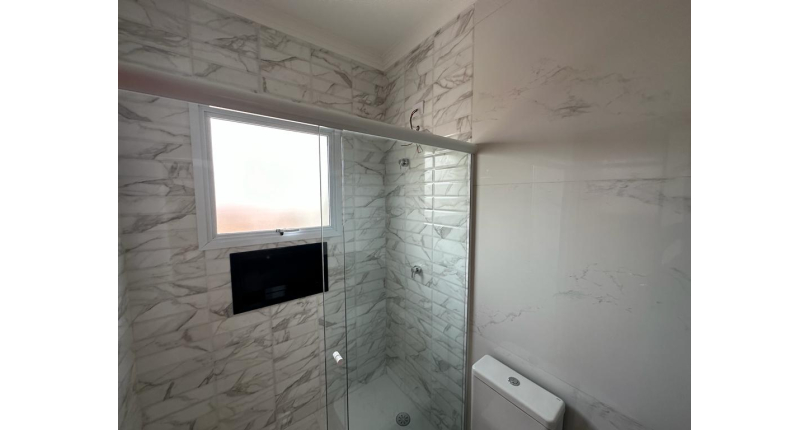  Lindo Sobrado novo à venda no Parque São Domingos na Rua Sérvio Clevinski 52