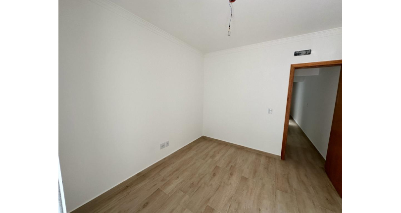  Lindo Sobrado novo à venda no Parque São Domingos na Rua Sérvio Clevinski 52