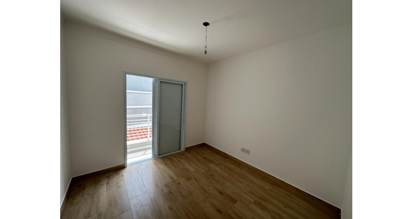  Lindo Sobrado novo à venda no Parque São Domingos na Rua Sérvio Clevinski 52