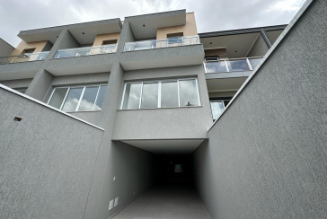 Lindo Sobrado novo à venda no Parque São Domingos na Rua Sérvio Clevinski 60