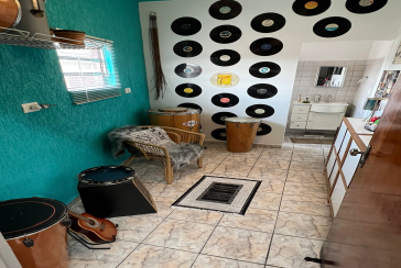 Linda Casa Térrea à venda no Jardim São José (Zona Norte) na Praça Ribeira das Naus