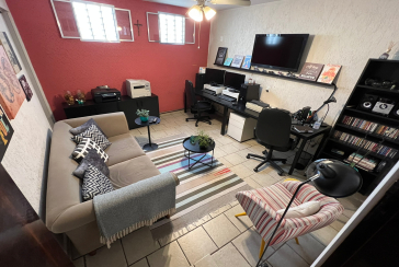 Linda Casa Térrea à venda no Jardim São José (Zona Norte) na Praça Ribeira das Naus