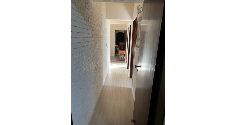 Linda Casa Térrea à venda no Jardim São José (Zona Norte) na Praça Ribeira das Naus