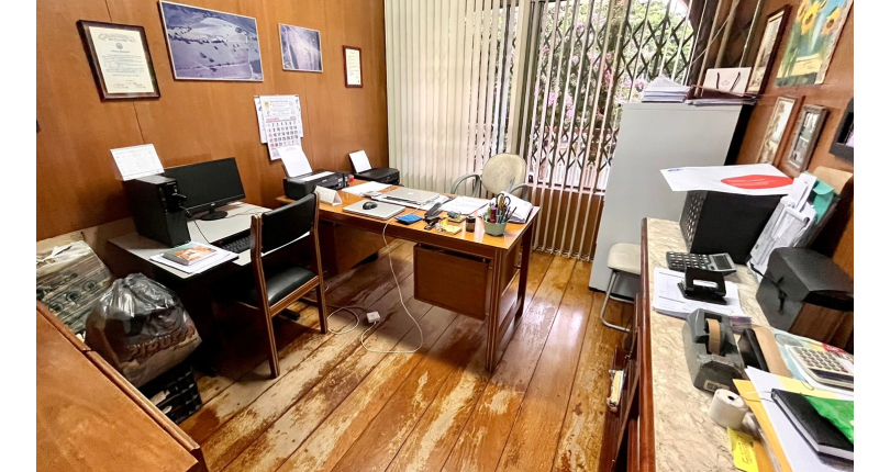 Belo Sobrado à venda no Alto da Lapa na Rua Lomas Valentinas