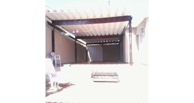 Belo Sobrado à venda na Chácara Inglesa na Rua Soldado João de Oliveira