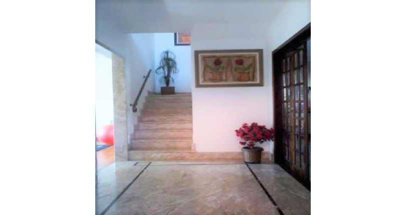 Belo Sobrado à venda na Chácara Inglesa na Rua Soldado João de Oliveira