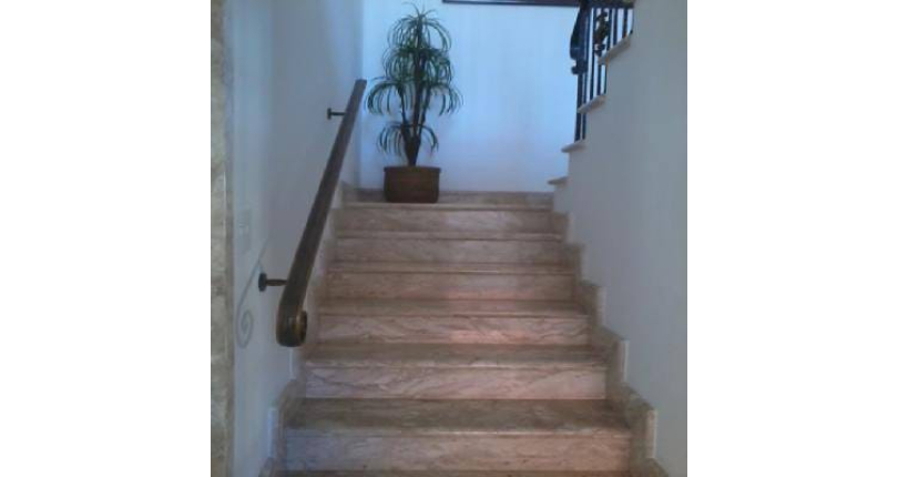 Belo Sobrado à venda na Chácara Inglesa na Rua Soldado João de Oliveira