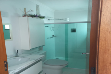 Lindo Sobrado à venda no Parque São Domingos na Rua Homero Sales