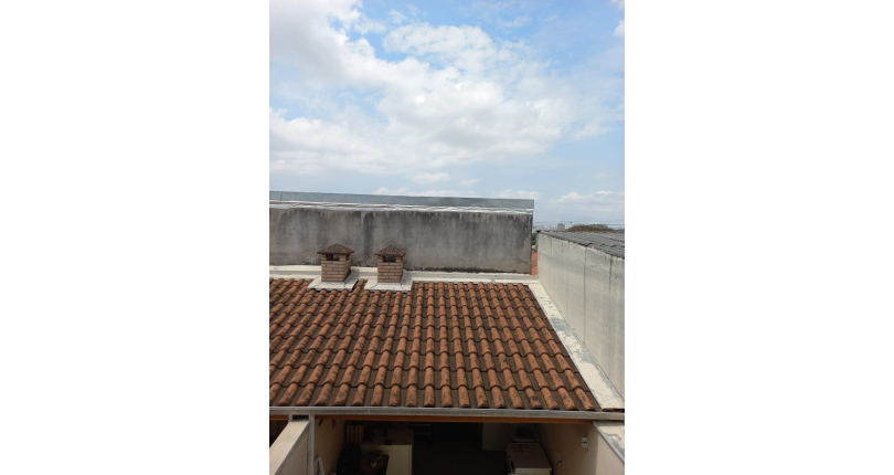 Lindo Sobrado à venda no Parque São Domingos na Rua Homero Sales