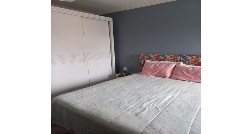 Lindo Sobrado à venda no Parque São Domingos na Rua Homero Sales