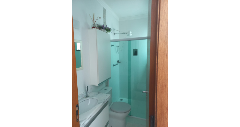 Lindo Sobrado à venda no Parque São Domingos na Rua Homero Sales