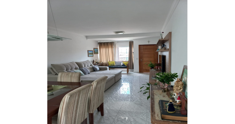 Lindo Sobrado à venda no Parque São Domingos na Rua Homero Sales