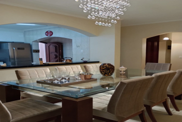 Belo Sobrado à venda no Jardim Marisa na Rua Madre Maria Villac