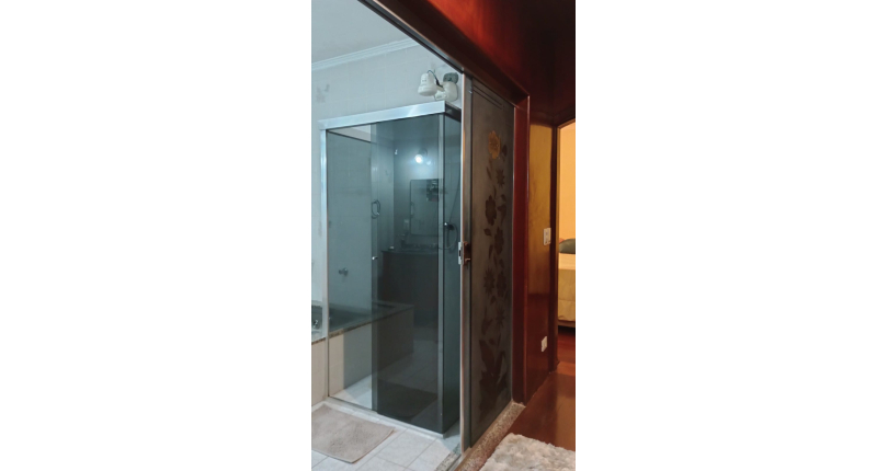 Belo Sobrado à venda no Jardim Marisa na Rua Madre Maria Villac