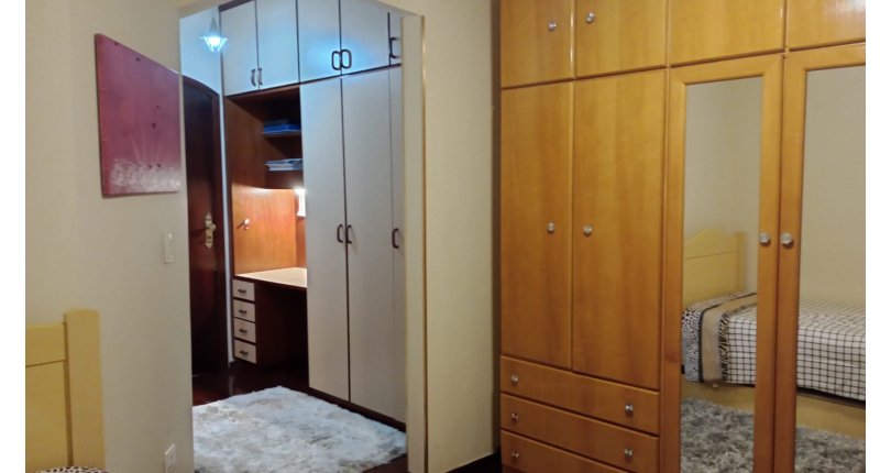 Belo Sobrado à venda no Jardim Marisa na Rua Madre Maria Villac