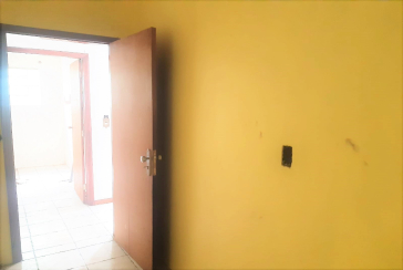 Casa assobradada à venda na Vila Pereira Barreto na Avenida Miguel de Castro