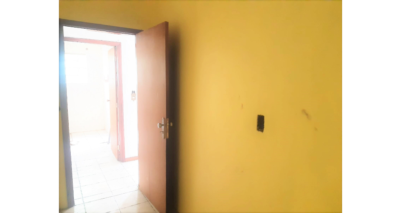 Casa assobradada à venda na Vila Pereira Barreto na Avenida Miguel de Castro