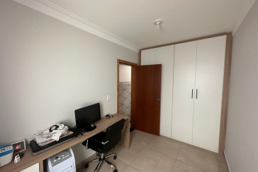 Belo Sobrado à venda no Parque Maria Domitila na Rua José Teodoro Vieira 