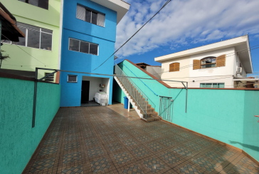 Sobrado à venda no Parque São Domingos na Rua Amílcar Barbuy