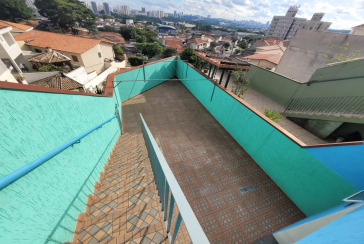 Sobrado à venda no Parque São Domingos na Rua Amílcar Barbuy