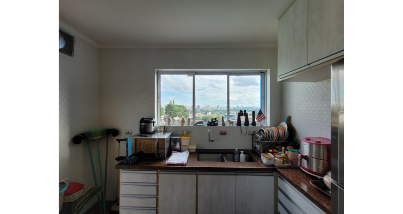 Sobrado à venda no Parque São Domingos na Rua Amílcar Barbuy