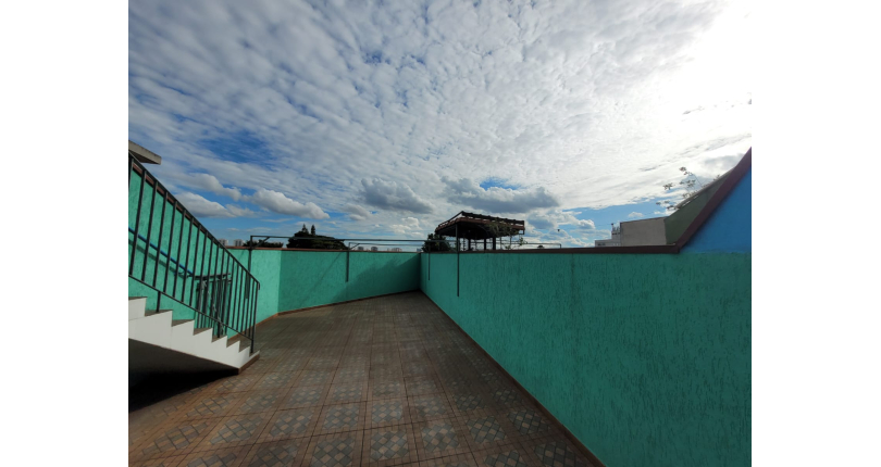 Sobrado à venda no Parque São Domingos na Rua Amílcar Barbuy