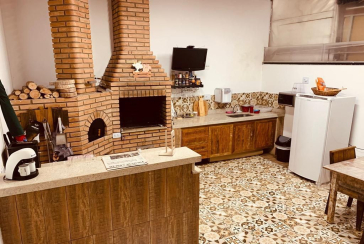 Belo Sobrado à venda no Parque São Domingos na Rua Dirceu de Almeida