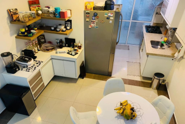 Belo Sobrado à venda no Parque São Domingos na Rua Dirceu de Almeida