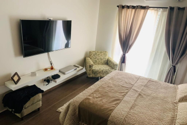 Belo Sobrado à venda no Parque São Domingos na Rua Dirceu de Almeida