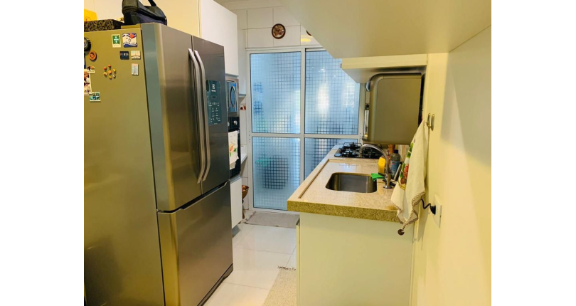 Belo Sobrado à venda no Parque São Domingos na Rua Dirceu de Almeida