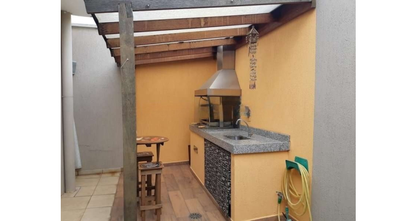 Casa à venda na Vila Ipojuca na Rua Praça Sá Pinto