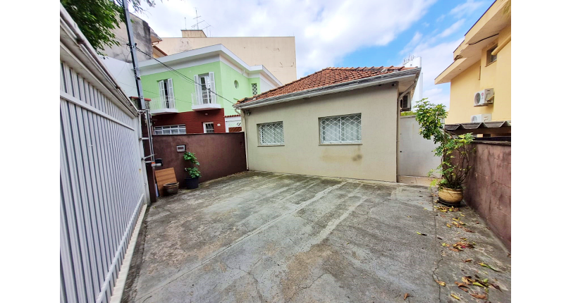 Casa à venda Praça Sá Pinto, Vila Ipojuca - Imóveis à Venda