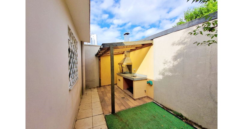 Casa à venda Praça Sá Pinto, Vila Ipojuca - Imóveis à Venda