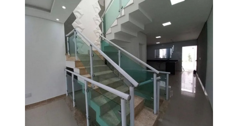 Belíssimo Sobrado novo à venda na Vila Pirituba na Rua irmã Maria Amélia